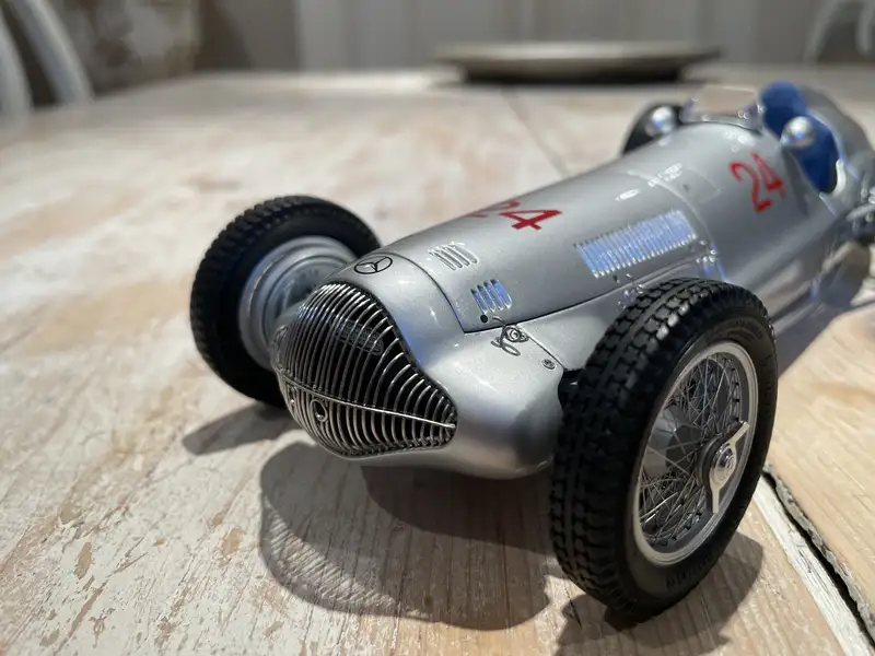 Highly Detailed CMC 1:18th Scale 1938 Mercedes Benz W154 #24-For Sale