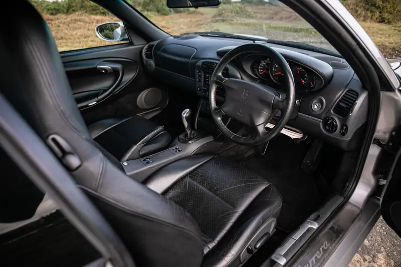 1998 Porsche 911 (996) Carrera 2-Sold