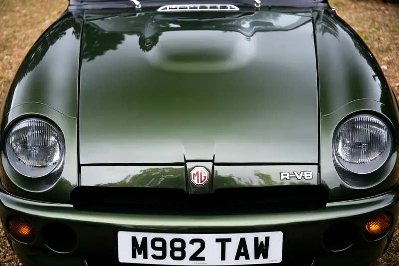 1995 MG RV8-Sold