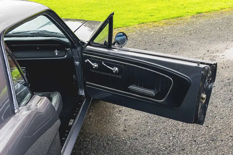 1965 Ford Mustang 347 V8 Restomod-Sold