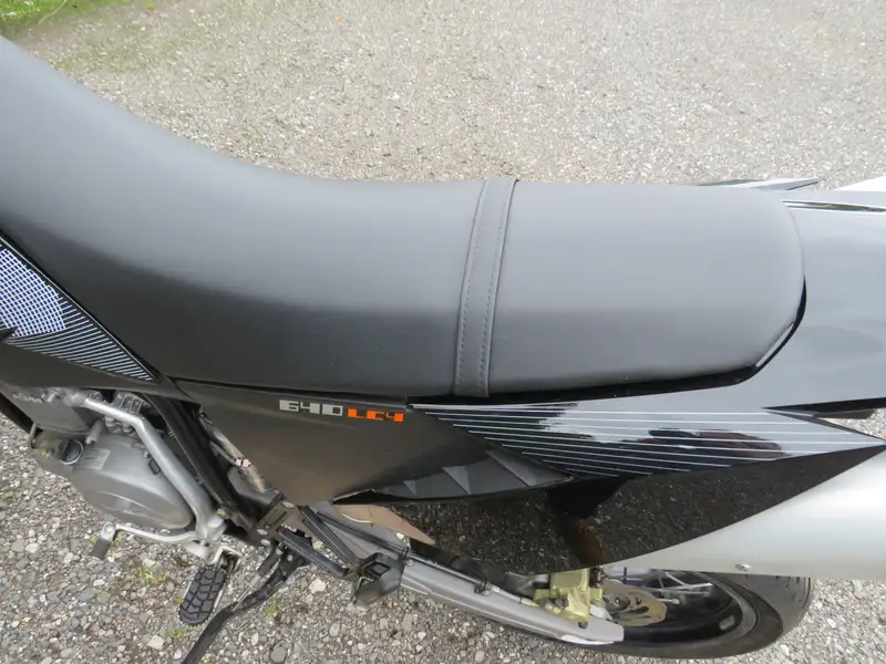 2006 KTM 640 LC4 Supermoto 625cc-Sold