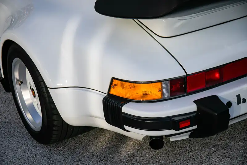 1987 Porsche 911 930 SuperSport SSE Cabriolet-Sold