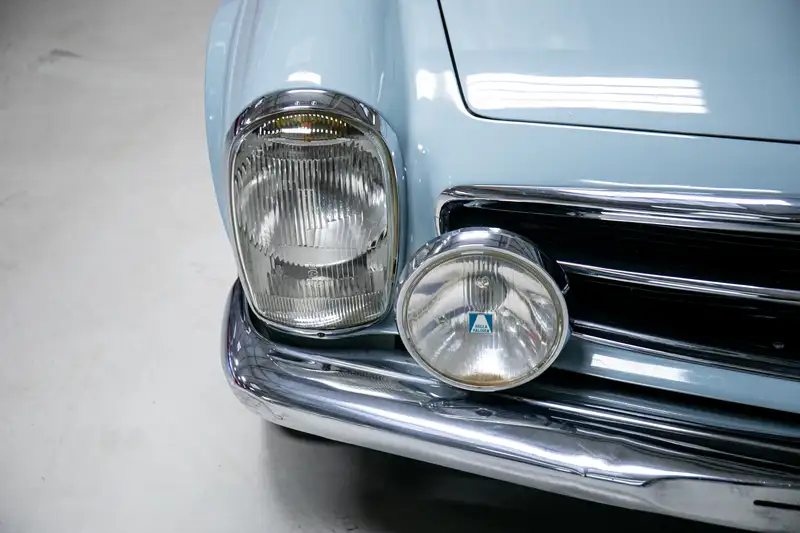 1966 Mercedes-Benz 230SL Pagoda-Sold