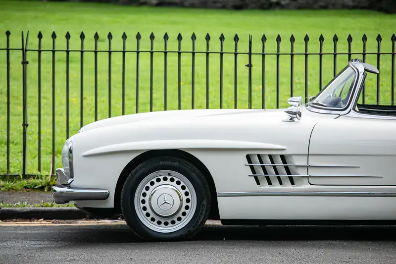 1999 Mercedes-Benz 300SL Roadster Recreation-Sold