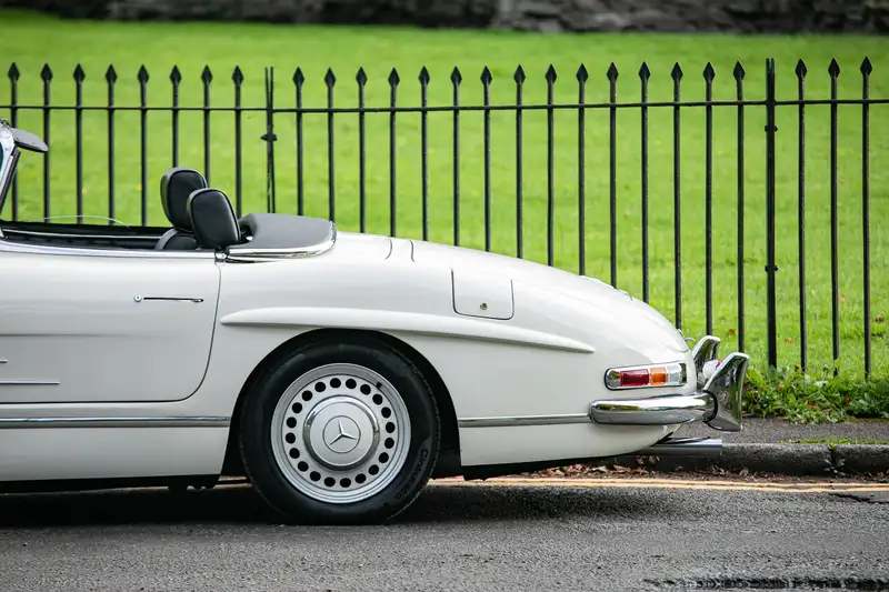 1999 Mercedes-Benz 300SL Roadster Recreation-Sold