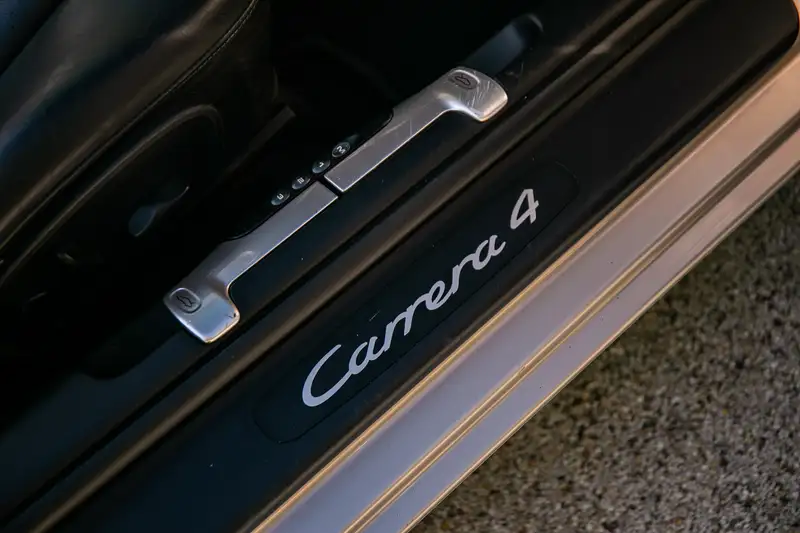 2000 Porsche 911 Carrera 4 Tiptronic S Cabriolet-Sold