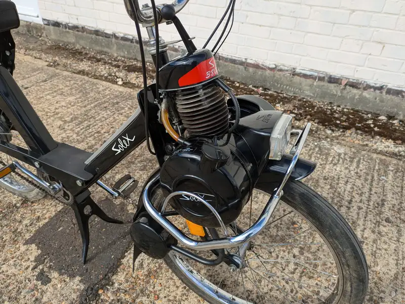 Iconic Auctioneers | 1998 Impex VeloSolex S3800 49cc-Sold