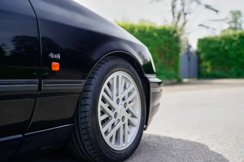 1990 Ford Sierra Sapphire RS Cosworth 4x4-Sold