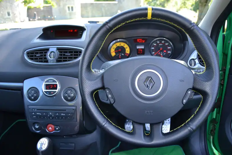 2010 Renault Clio III RS 200 Cup-Sold