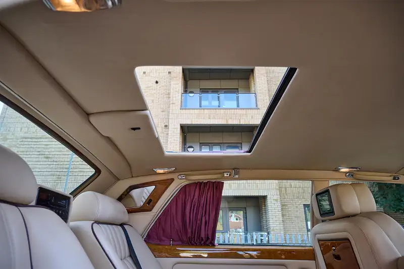 1995 Rolls-Royce Flying Spur-Sold