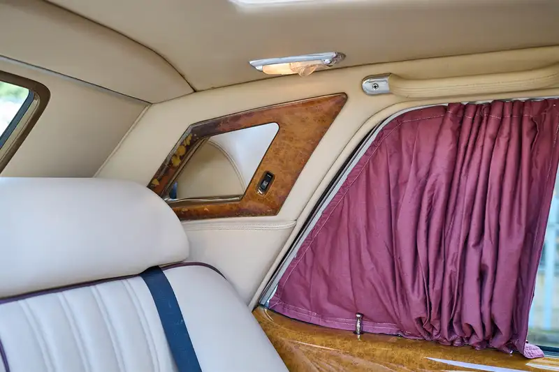 1995 Rolls-Royce Flying Spur-Sold