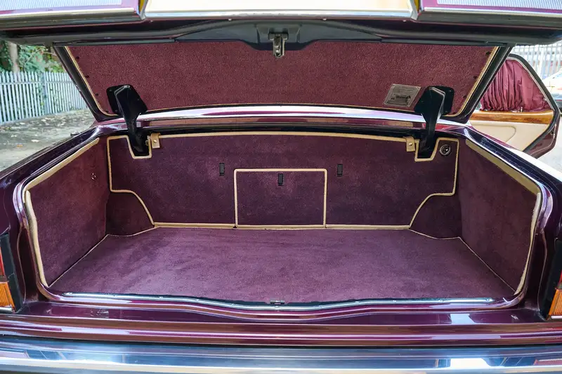 1995 Rolls-Royce Flying Spur-Sold