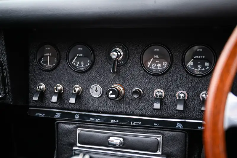 1967 Jaguar E-Type Series I½ 4.2-Litre Roadster-For Sale