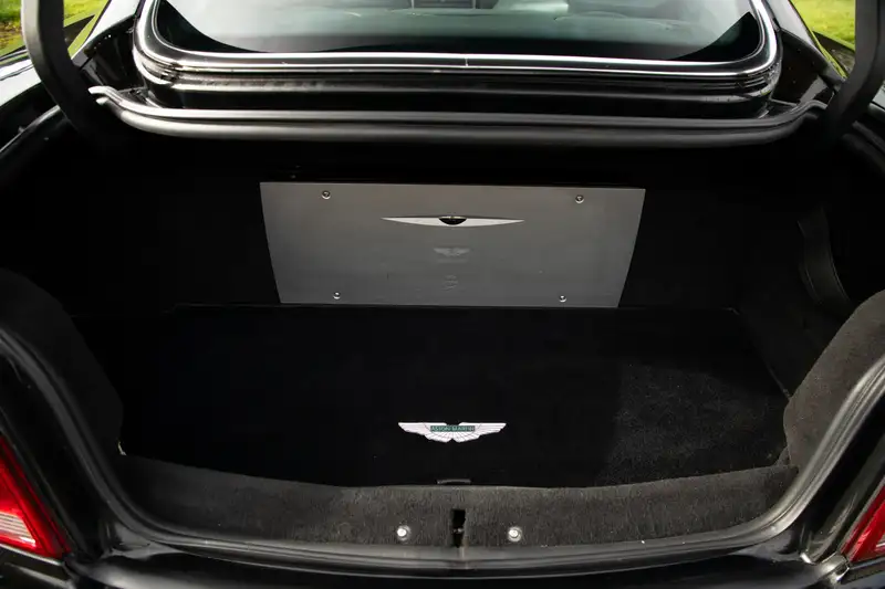 2005 Aston Martin Vanquish S-Sold