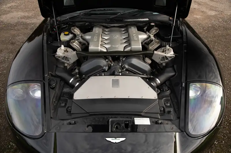 2005 Aston Martin Vanquish S-Sold