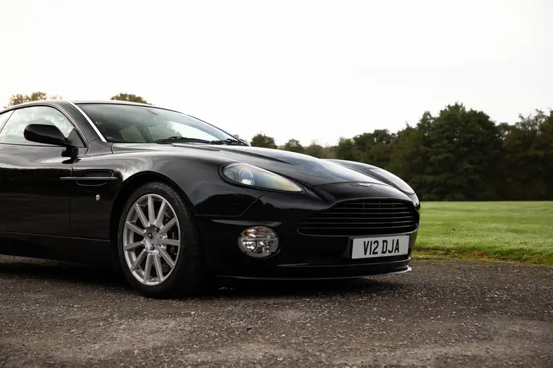 2005 Aston Martin Vanquish S-Sold