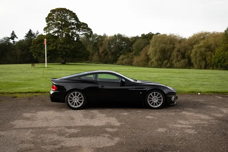 2005 Aston Martin Vanquish S-Sold