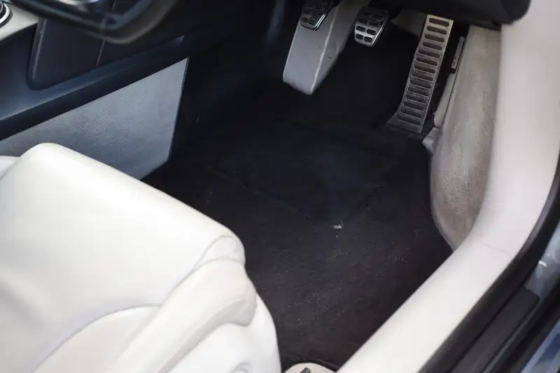 2007 Audi R8 V10 Coupe - Manual-For Sale
