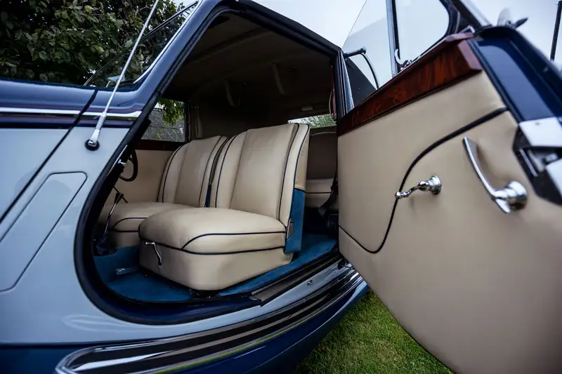 1950 Jaguar Mk V Drophead Coupé-Sold