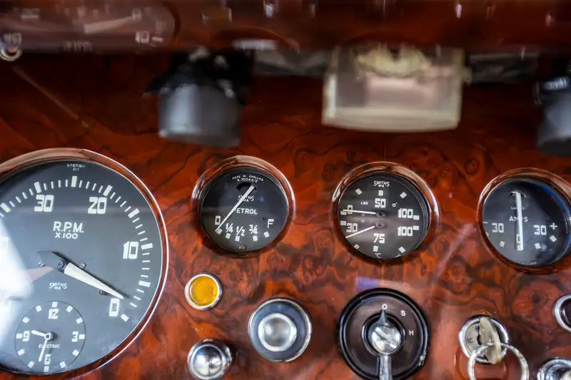 1950 Jaguar Mk V Drophead Coupé-Sold