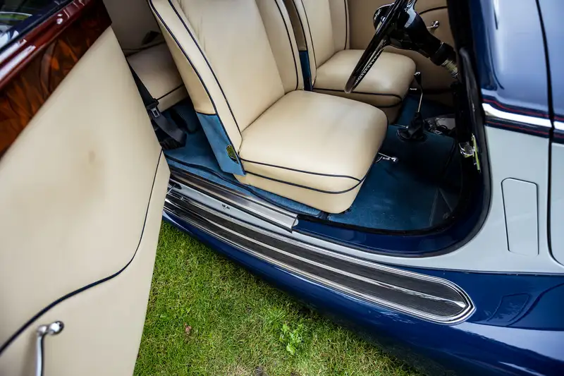 1950 Jaguar Mk V Drophead Coupé-Sold