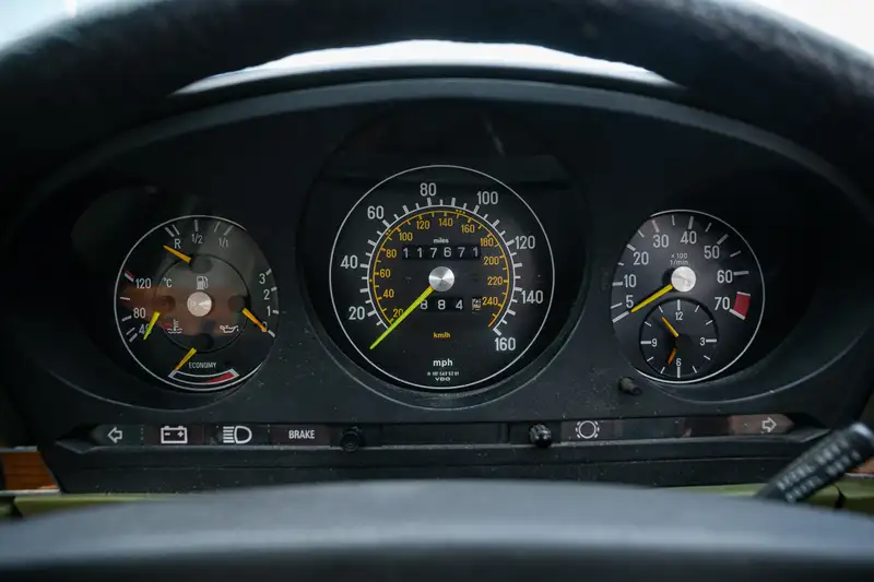 1982 Mercedes-Benz 280SL (R107)-For Sale