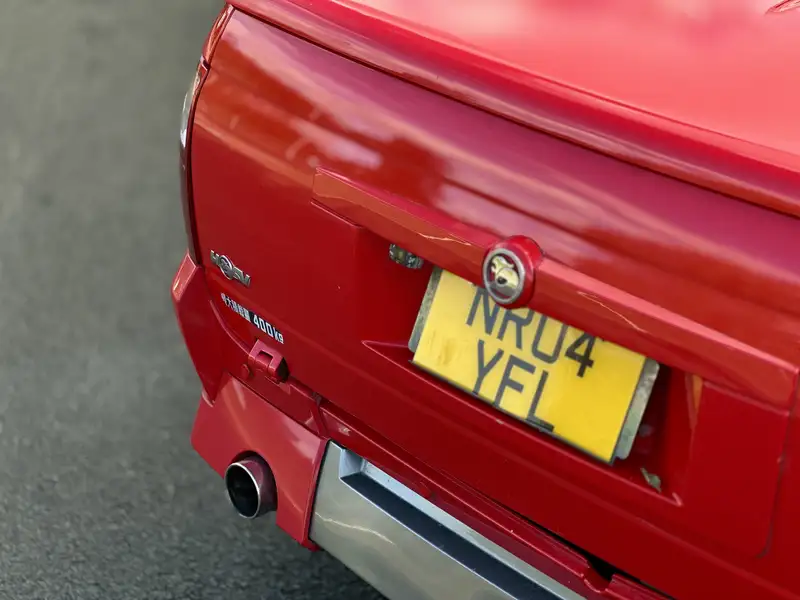 2004 Holden Maloo VY2 R8 #122-Sold