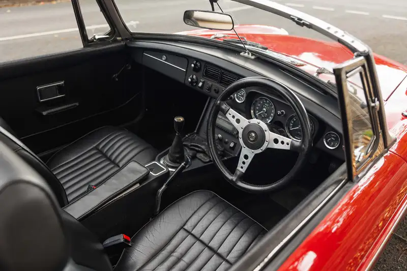 1973 MG B-Sold