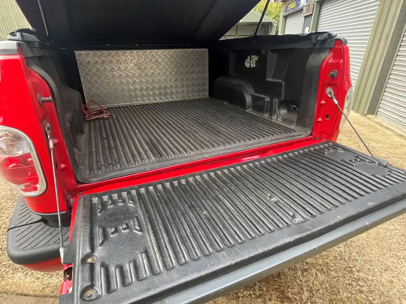 2005 Ford F150 SVT Lightning Auto -Sold