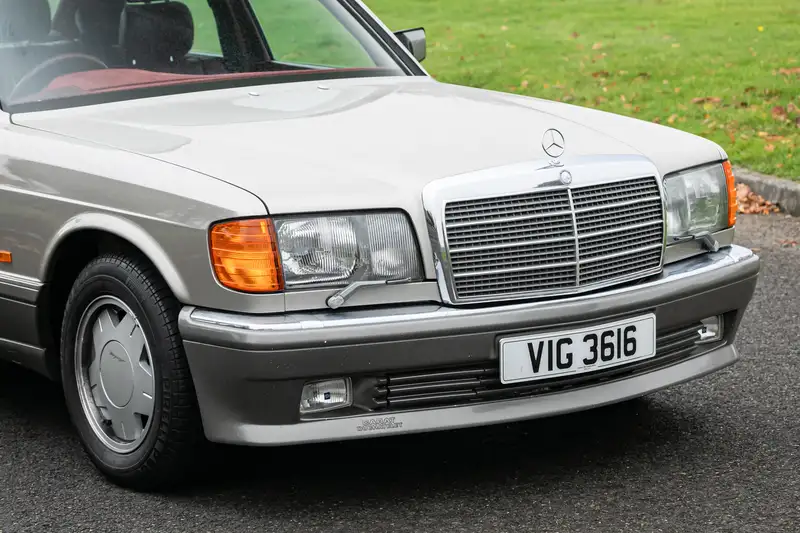 1990 Mercedes-Benz 300 SE (W126) Carat by Duchatelet -Sold