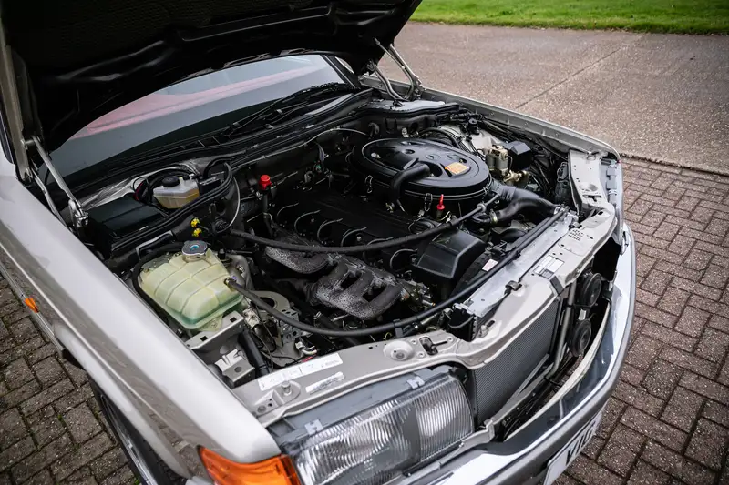 1990 Mercedes-Benz 300 SE (W126) Carat by Duchatelet -Sold