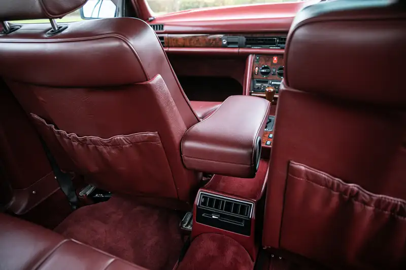 1990 Mercedes-Benz 300 SE (W126) Carat by Duchatelet -Sold