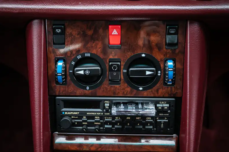 1990 Mercedes-Benz 300 SE (W126) Carat by Duchatelet -Sold