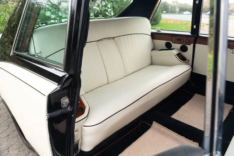1985 Daimler DS420 Limousine-Sold