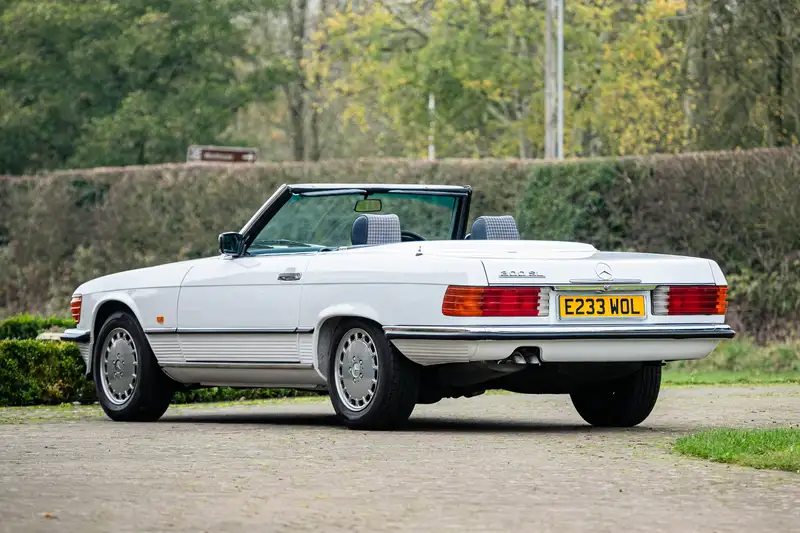 1987 Mercedes-Benz 300 SL (R107)-Sold