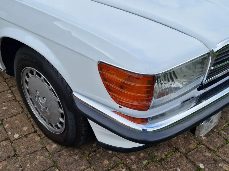 1987 Mercedes-Benz 300 SL (R107)-Sold