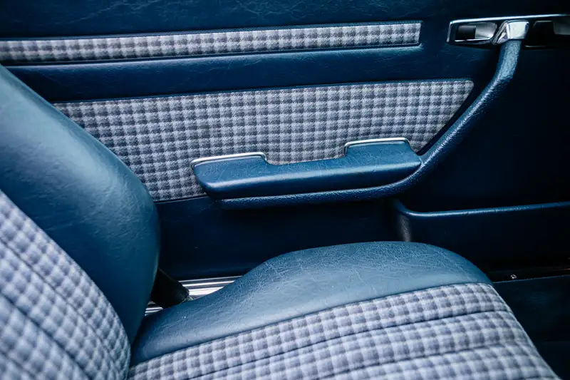 1987 Mercedes-Benz 300 SL (R107)-Sold