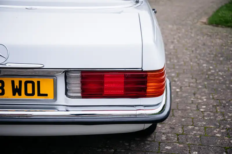 1987 Mercedes-Benz 300 SL (R107)-Sold