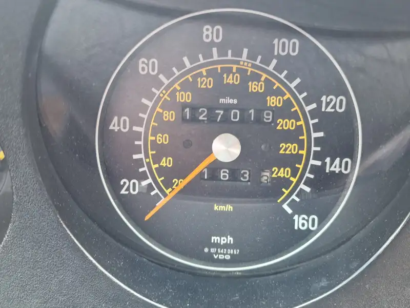 1987 Mercedes-Benz 300 SL (R107)-Sold
