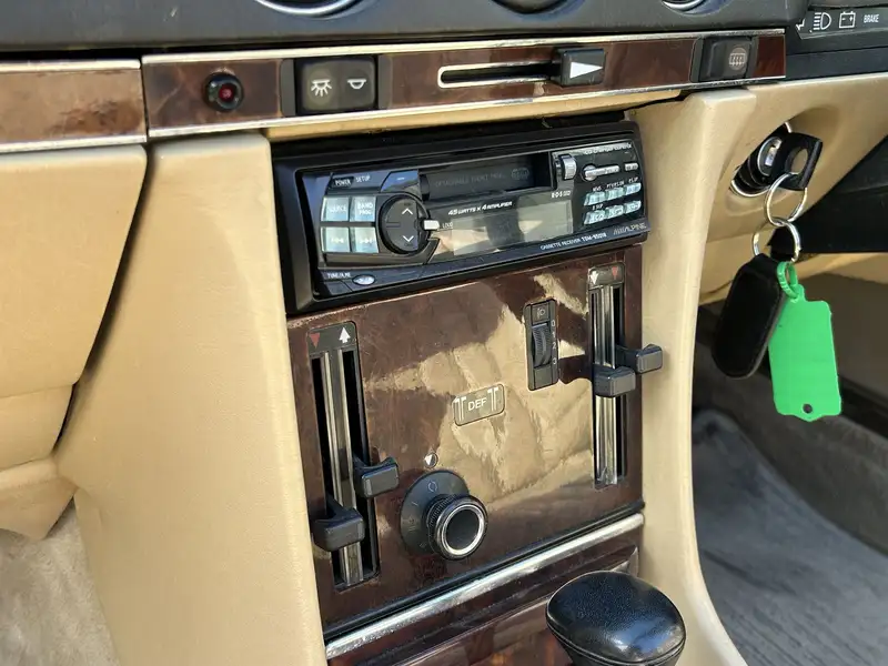 1987 Mercedes-Benz 300SL (R107)-For Sale