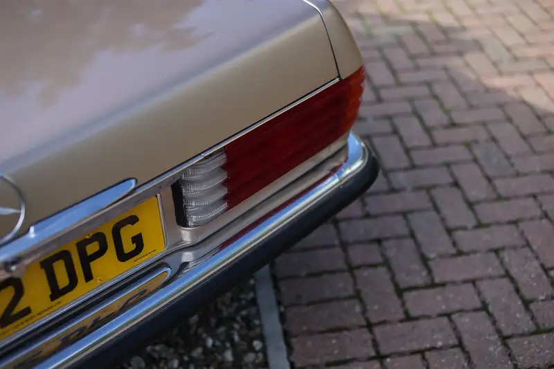 1987 Mercedes-Benz 300SL (R107)-For Sale