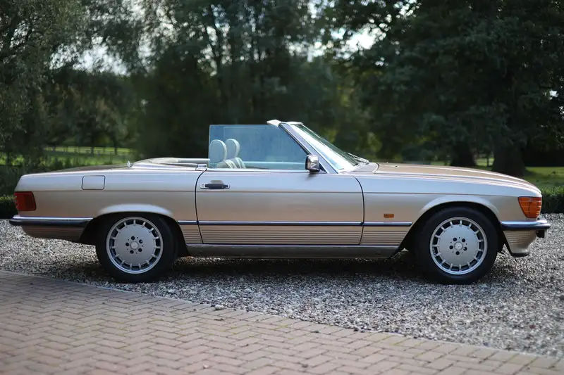 1987 Mercedes-Benz 300SL (R107)-For Sale