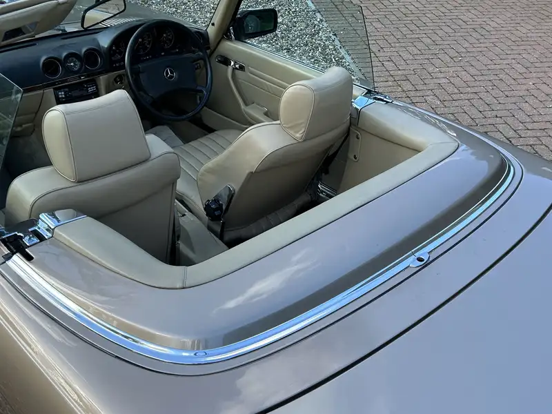 1987 Mercedes-Benz 300SL (R107)-For Sale