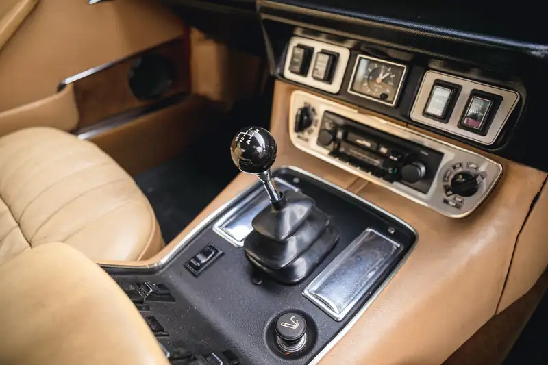 1976 Daimler Double-Six Coupé (Manual)-Sold