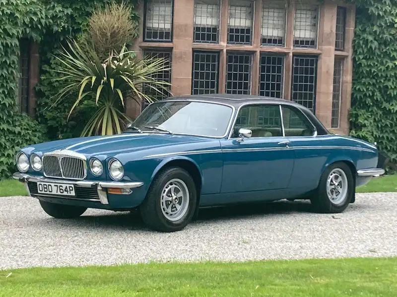Iconic Auctioneers | 1976 Daimler Double-Six Coupé (Manual)-Sold