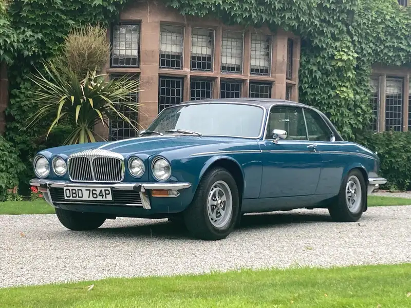 1976 Daimler Double-Six Coupé (Manual)-Sold