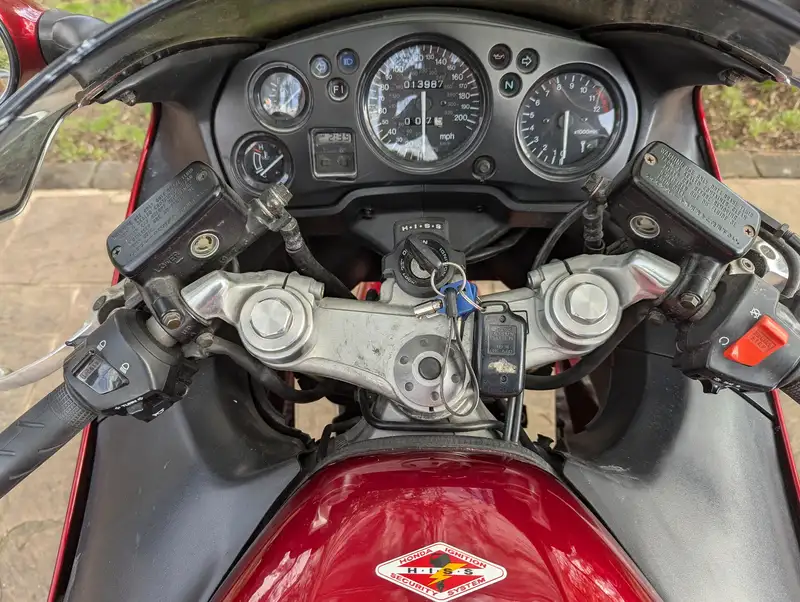 2001 Honda CBR1100XX Super Blackbird 1,137cc-For Sale