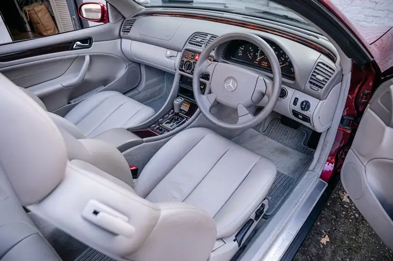 1999 Mercedes-Benz CLK 320 Elegance Cabriolet (W208)-Sold