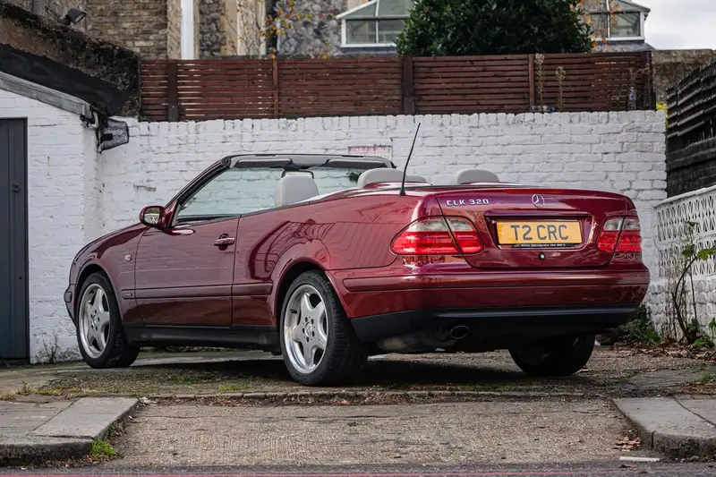 1999 Mercedes-Benz CLK 320 Elegance Cabriolet (W208)-Sold