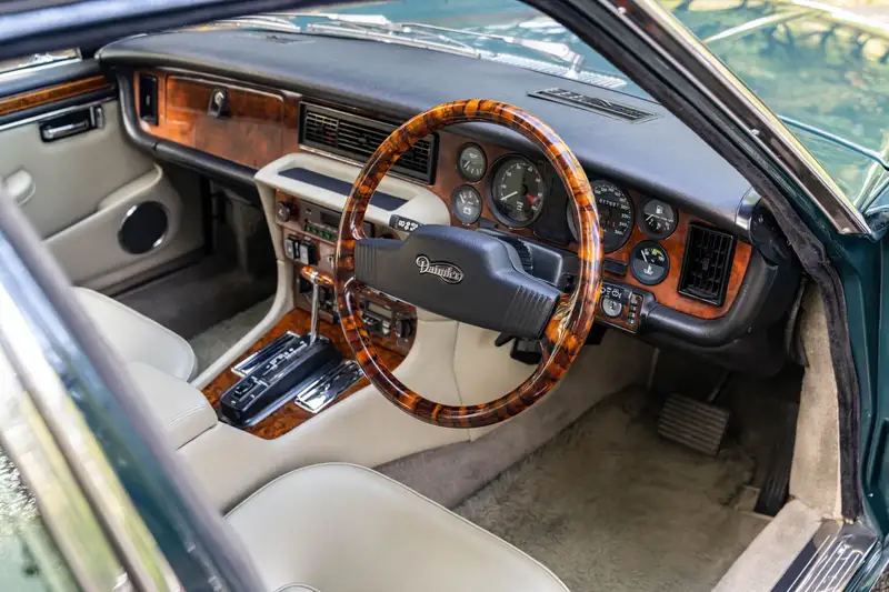 1992 Daimler Double-Six (Series lll) V12 Saloon - 10,000 Mil-Sold
